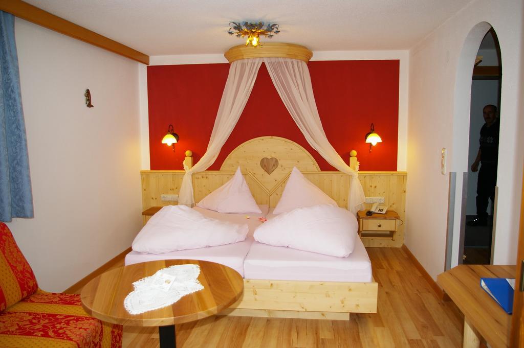 Gasthof Martha Nauders Kamer foto